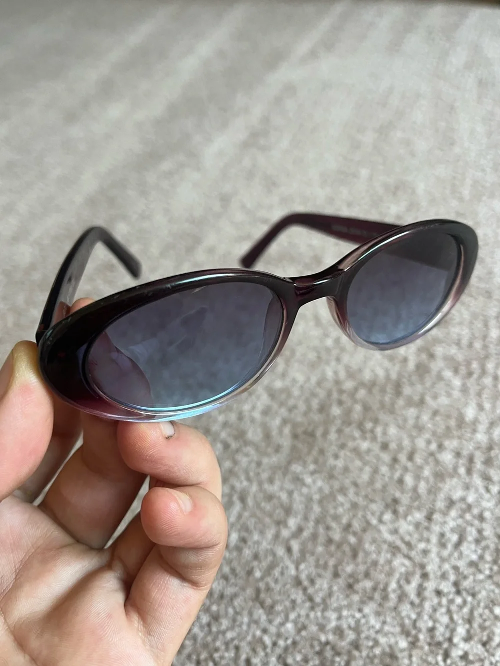 VTG 00’s / Y2K Roxy Surf Co. Oval Dark Brown Women’s Sunglasses